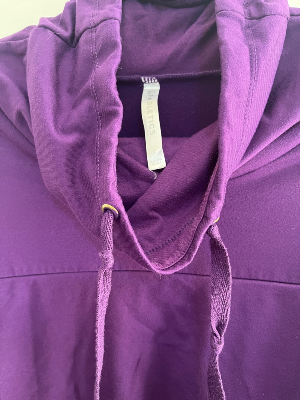 Fabletics Europa Pullover - Picture 3 of 4